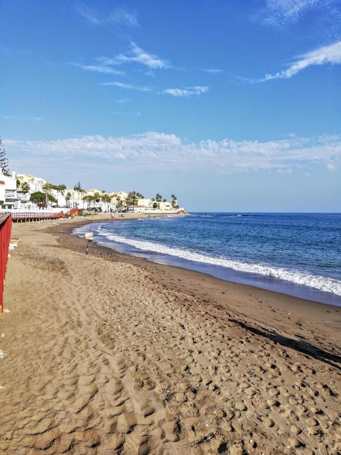 Apartamento Mar Azul, Primera Linea De Playa Sitio de Calahonda Luaran gambar