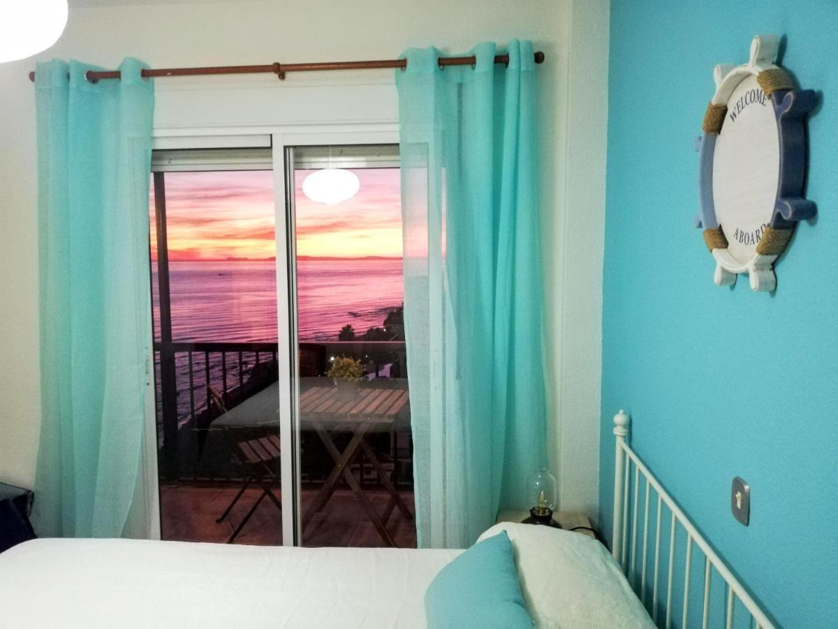 Apartamento Mar Azul, Primera Linea De Playa Sitio de Calahonda Luaran gambar