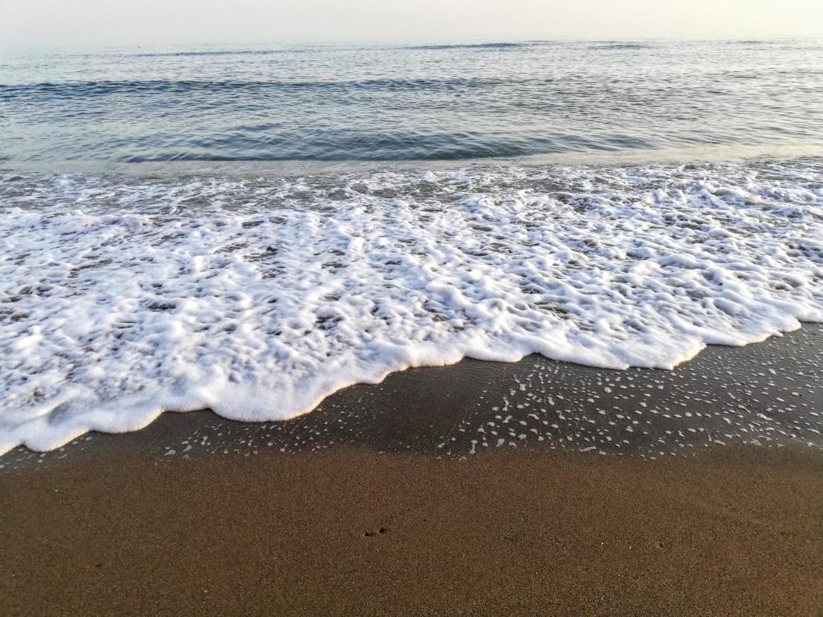 Apartamento Mar Azul, Primera Linea De Playa Sitio de Calahonda Luaran gambar
