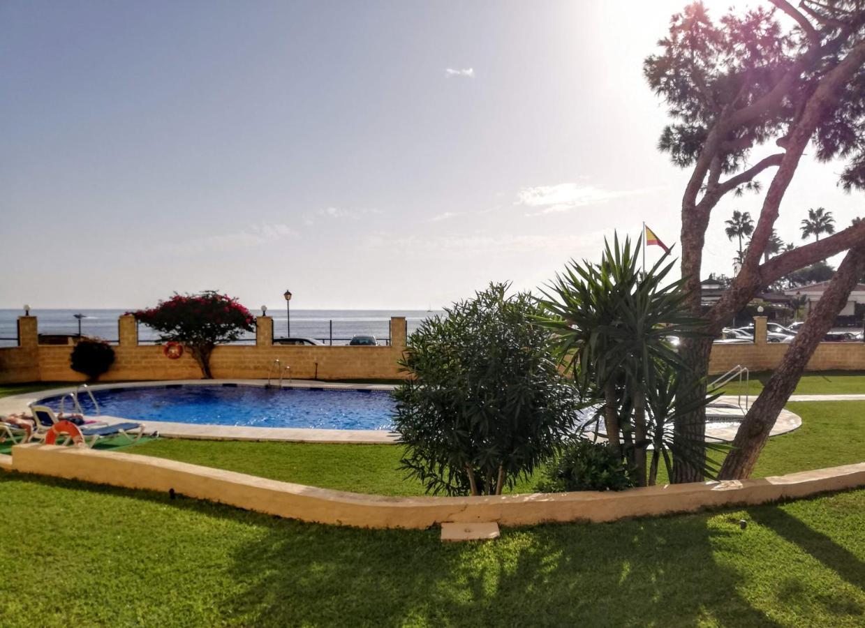 Apartamento Mar Azul, Primera Linea De Playa Sitio de Calahonda Luaran gambar