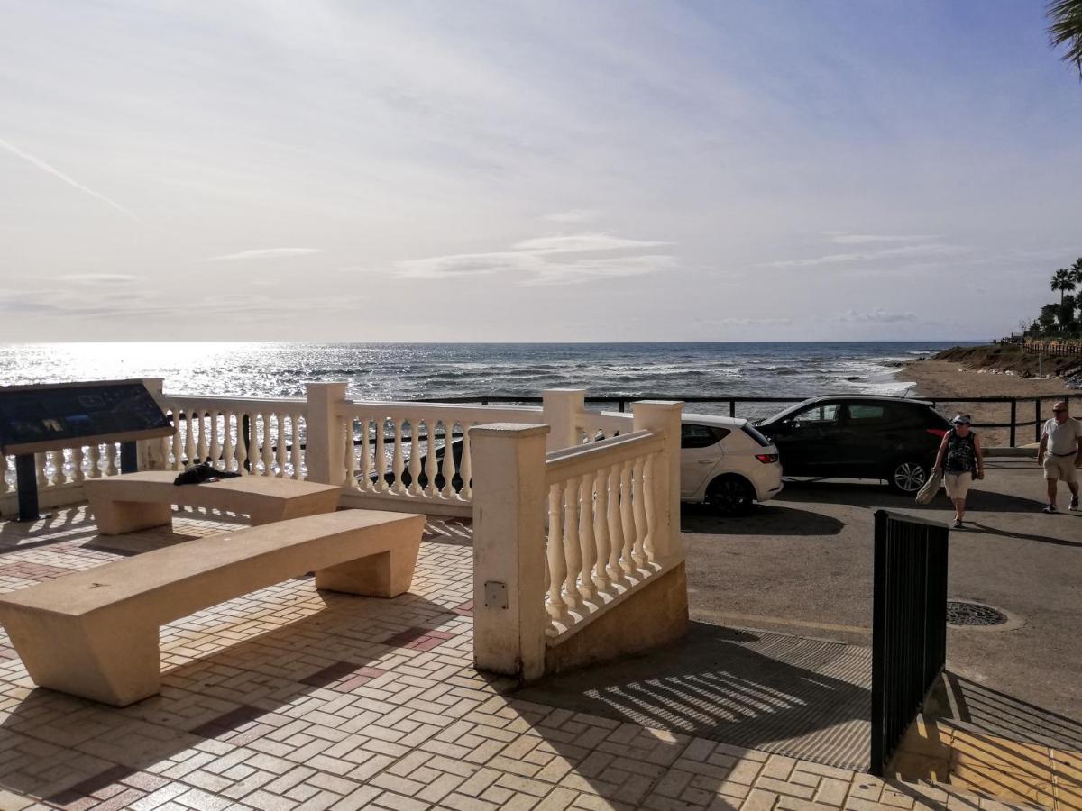 Apartamento Mar Azul, Primera Linea De Playa Sitio de Calahonda Luaran gambar