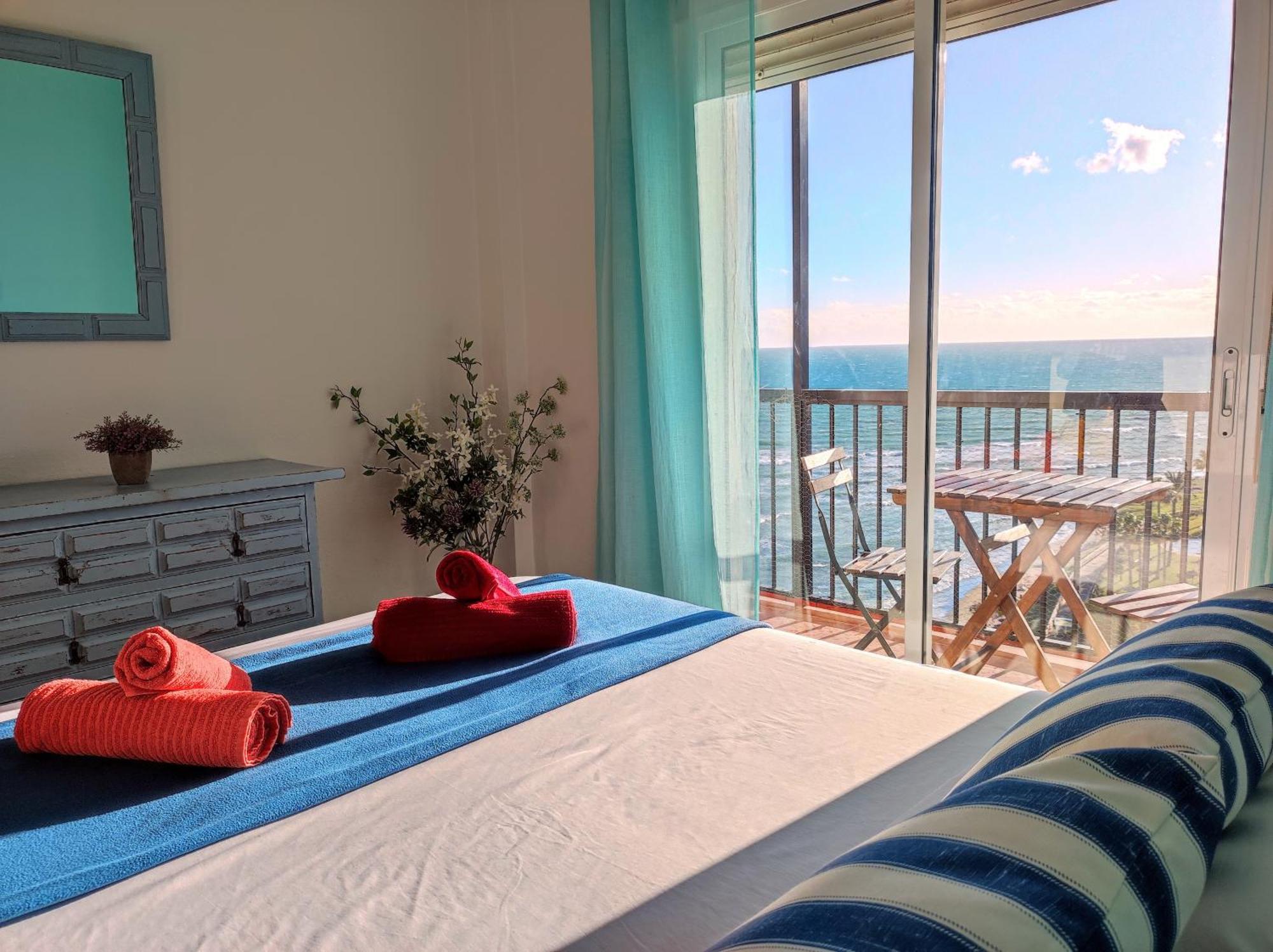 Apartamento Mar Azul, Primera Linea De Playa Sitio de Calahonda Luaran gambar