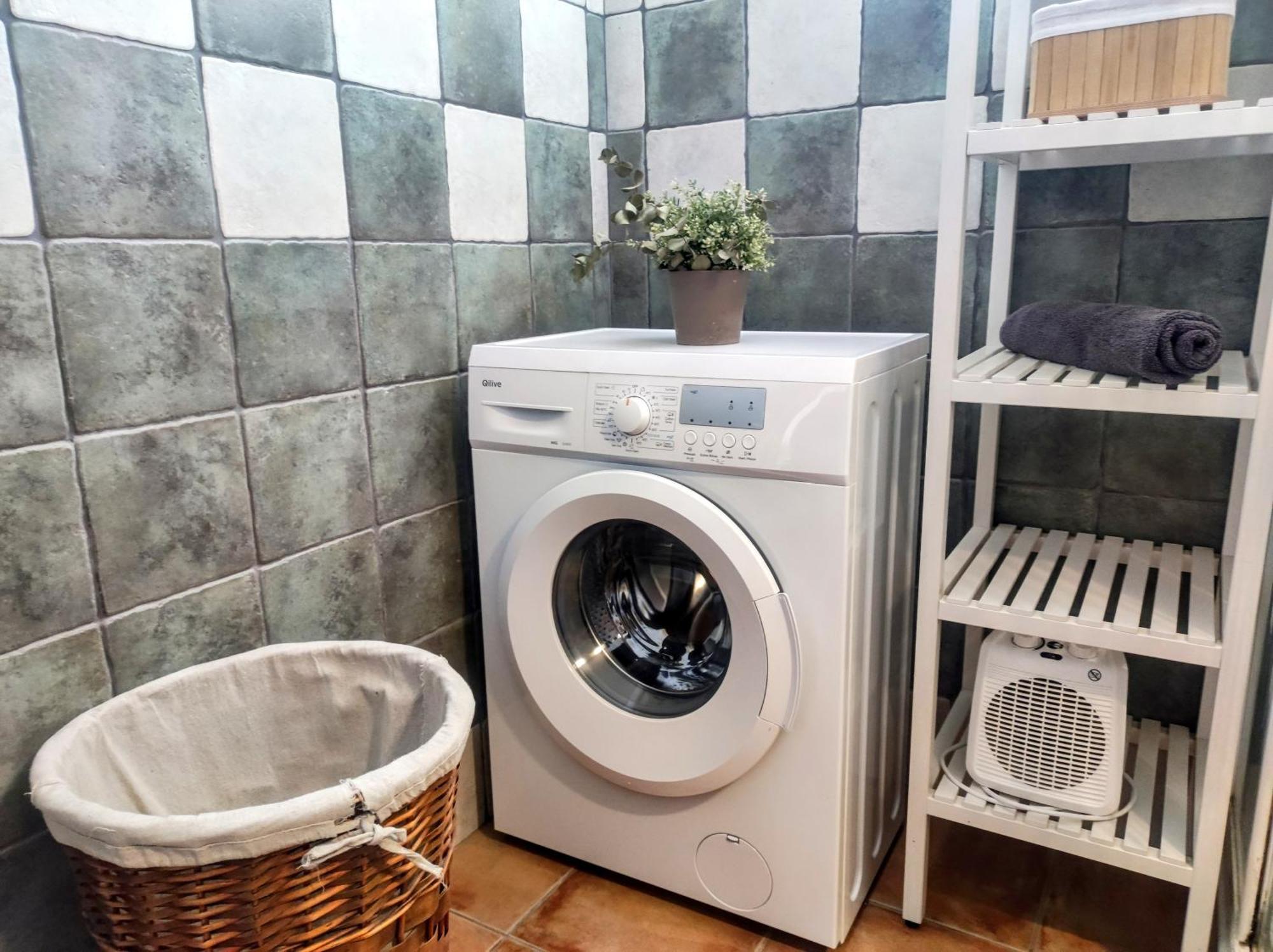 Apartamento Mar Azul, Primera Linea De Playa Sitio de Calahonda Luaran gambar