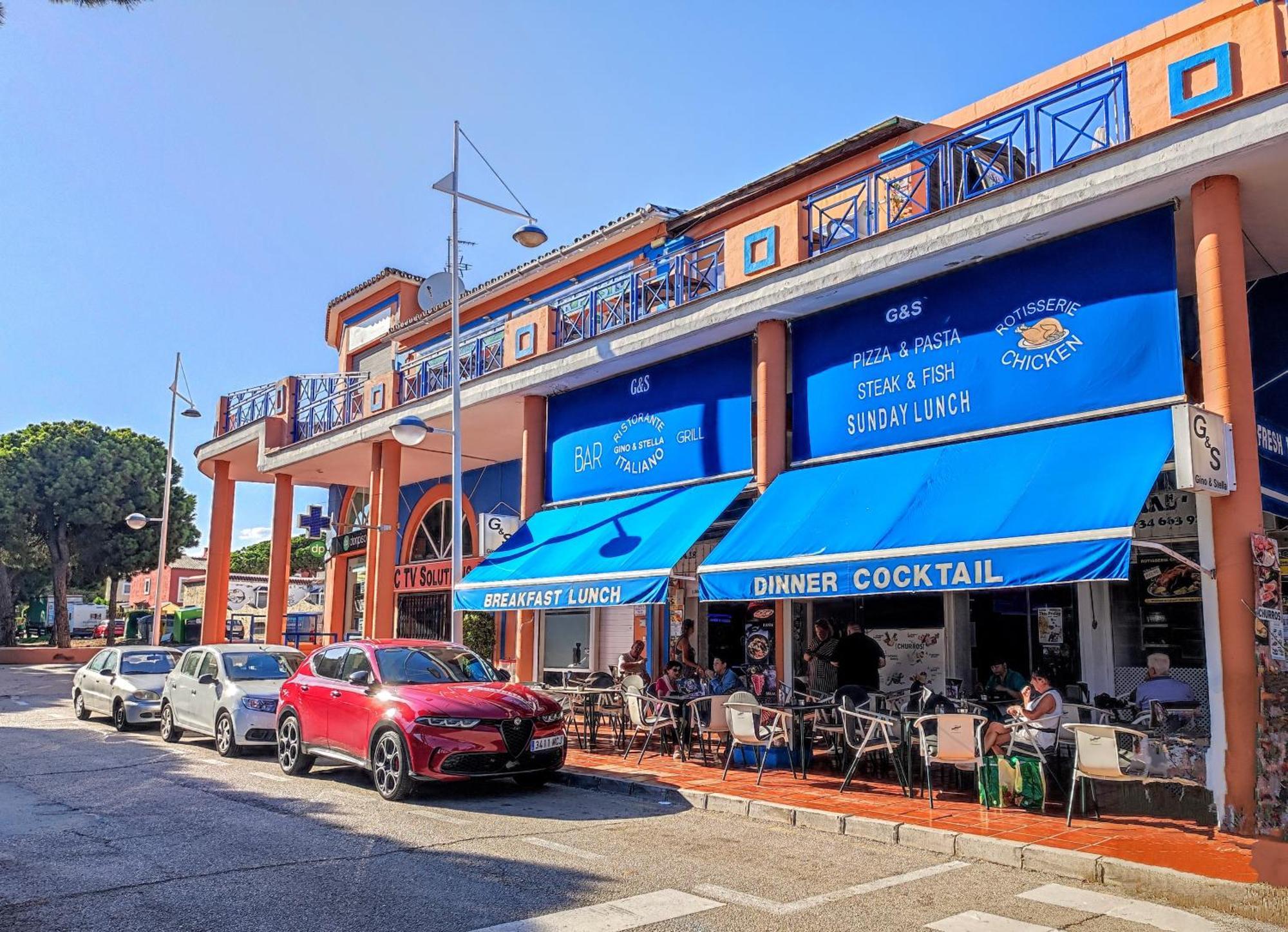 Apartamento Mar Azul, Primera Linea De Playa Sitio de Calahonda Luaran gambar